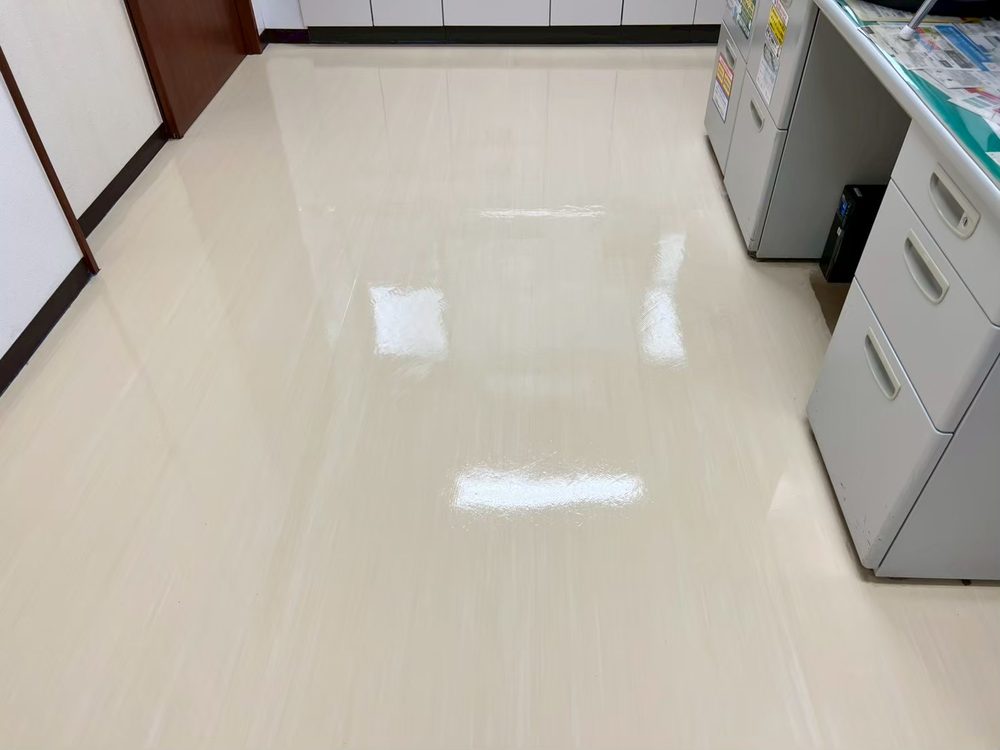 診察室の床（施工後）の施工事例