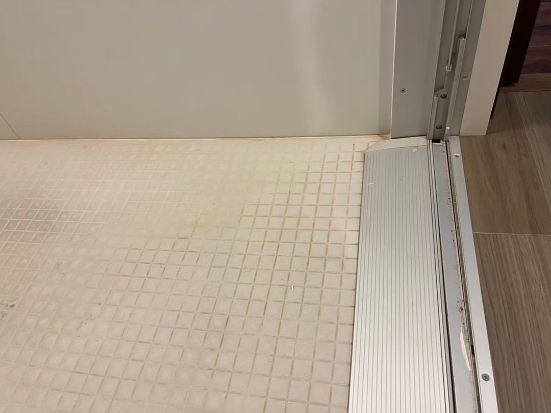 枚方市 浴室クリーニング(施工前)の施工事例